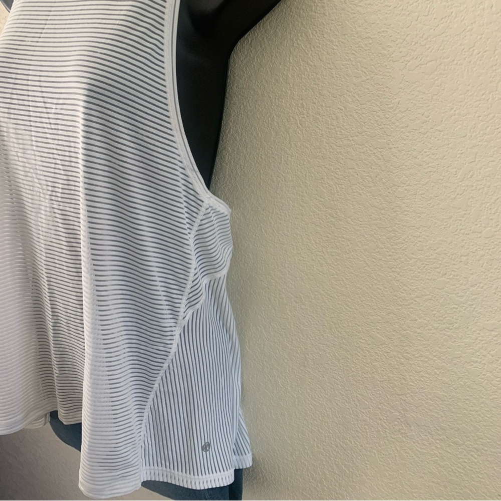 Lululemon Miles Ahead Tank Top Size 10 White Stripe Mesh Tie Back - Picture 7 of 11